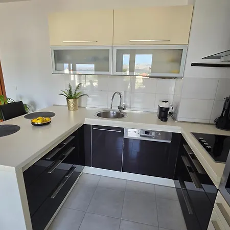 Sunrise Penthouse Znjan Appartement