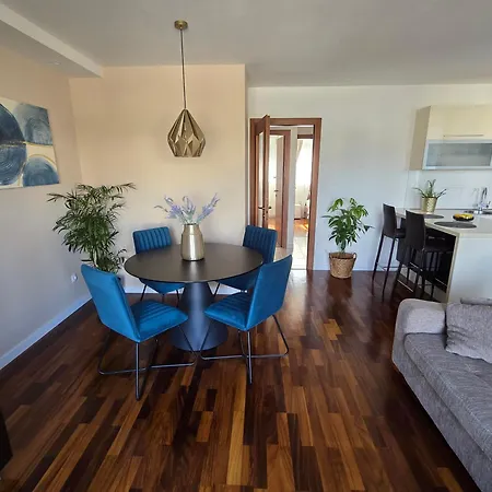 Sunrise Penthouse Znjan *